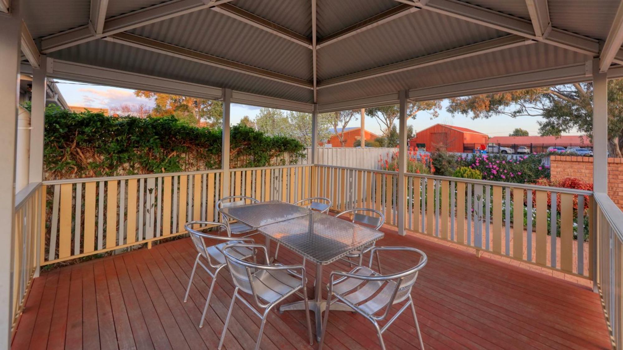 Blue Diamond Motor Inn Dubbo Exterior foto