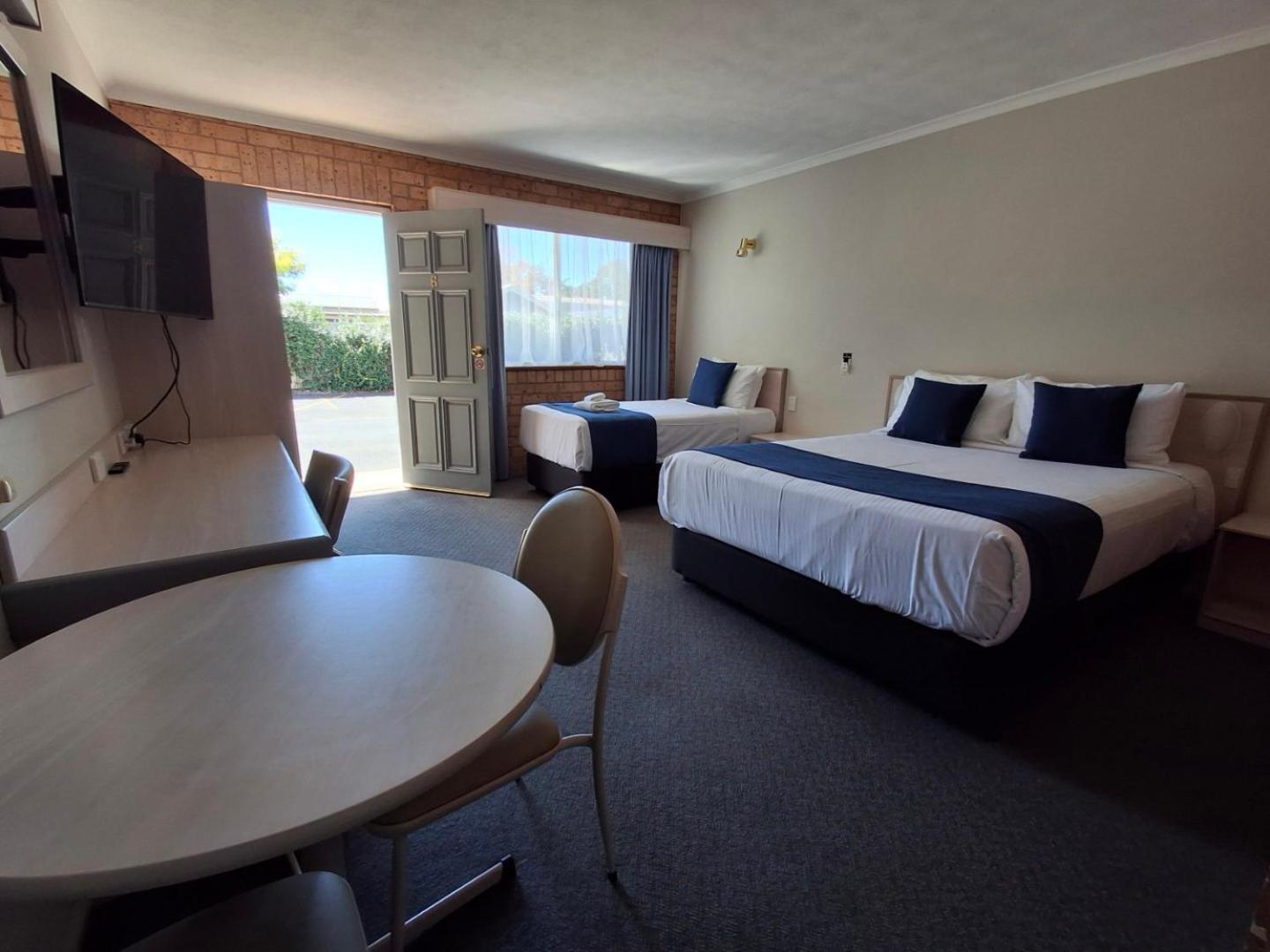 Blue Diamond Motor Inn Dubbo Exterior foto