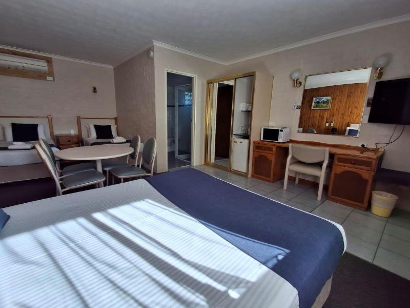 Blue Diamond Motor Inn Dubbo Exterior foto