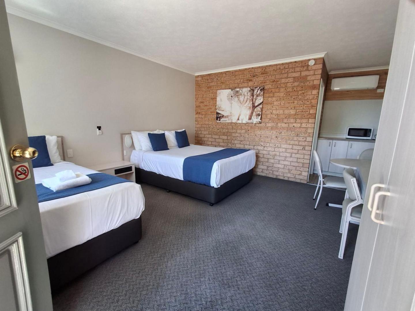 Blue Diamond Motor Inn Dubbo Exterior foto
