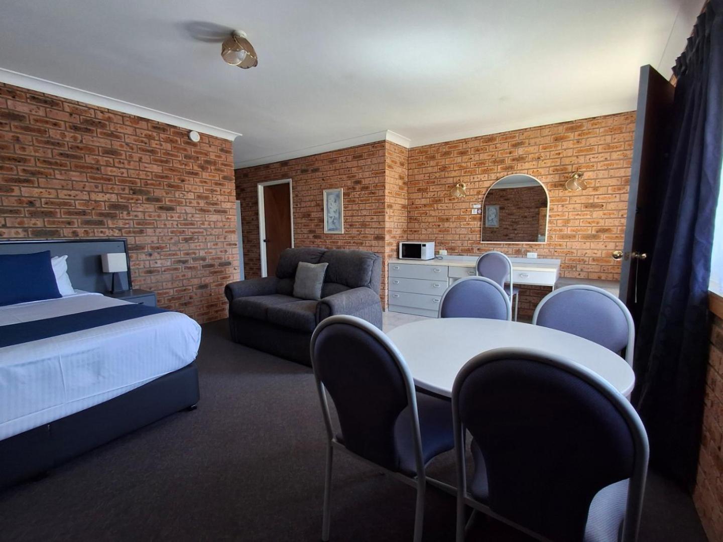 Blue Diamond Motor Inn Dubbo Exterior foto
